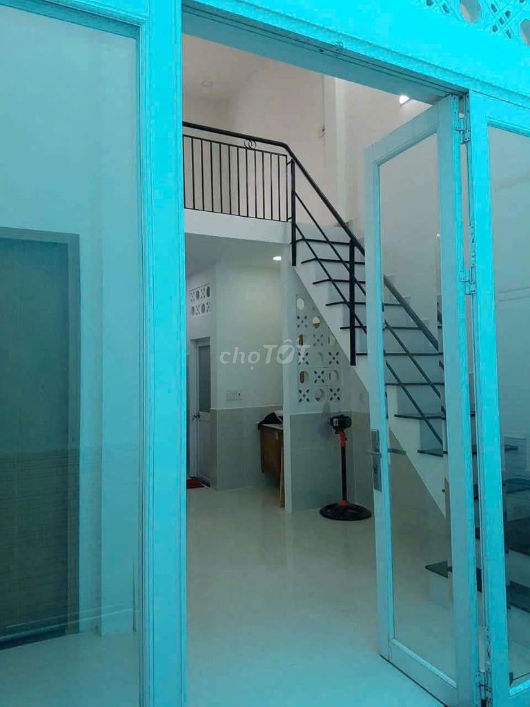 Rent two bedrooms. A basic ds19 Gò Vấp toilet.