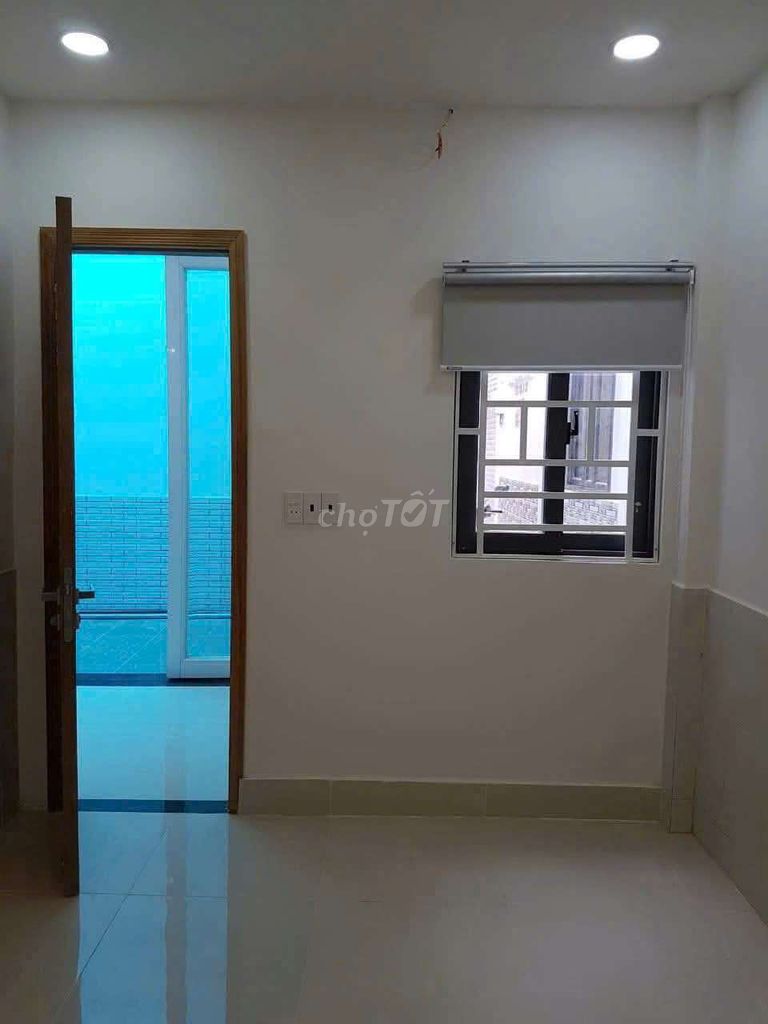 Rent two bedrooms. A basic ds19 Gò Vấp toilet.
