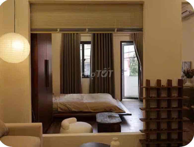 The 1st Bedroom, Trần Quang Khải District 1.