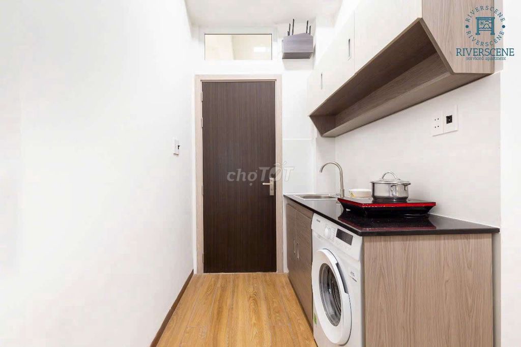 It's a long time since we've had the apartment empty. One bedroom by the river.