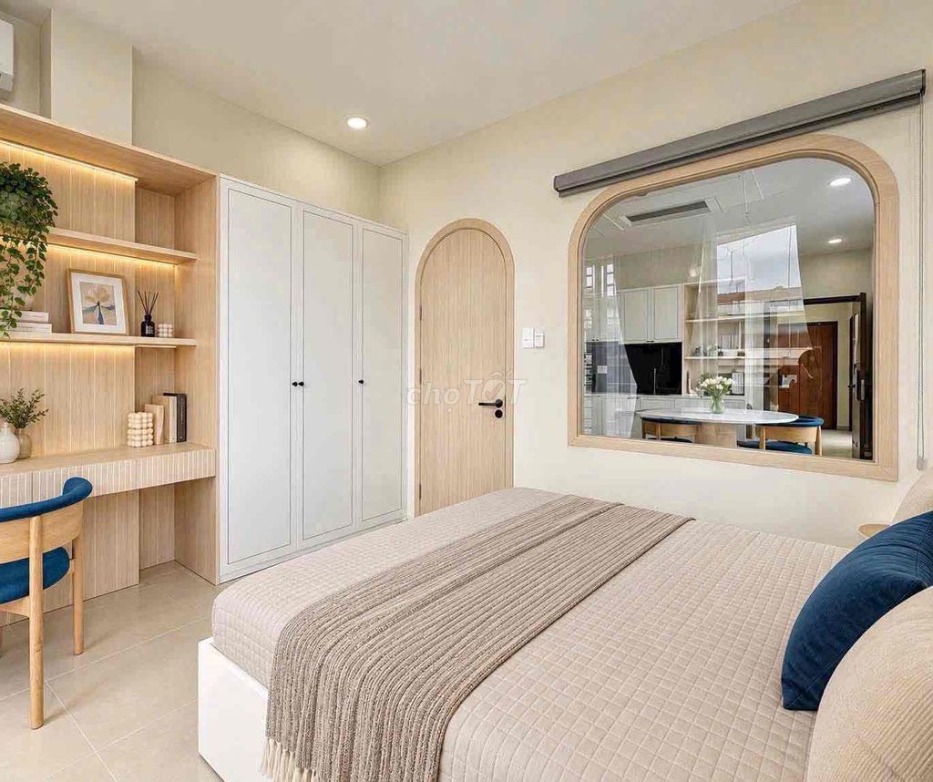 lost in the high-end logic space - apartment designn super chill