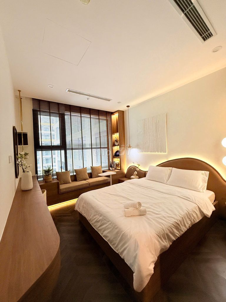 Rent a opus one or two bedrooms. The corner of the pool. 36 ha full interior.