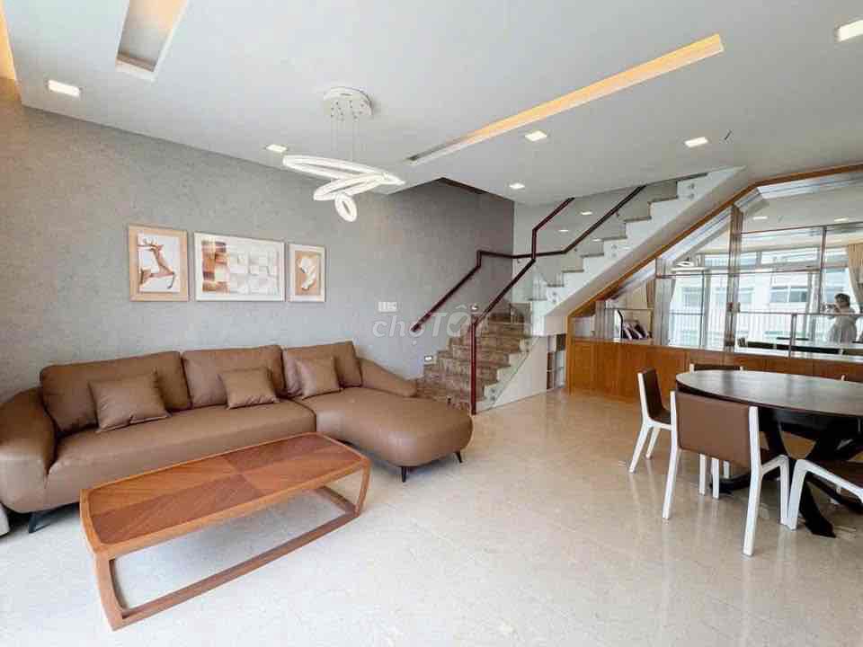 It's the owner - enough C4.03 Star Hill, new code G3.031 m2 3 bedroom 3 toilet 1 warehouse