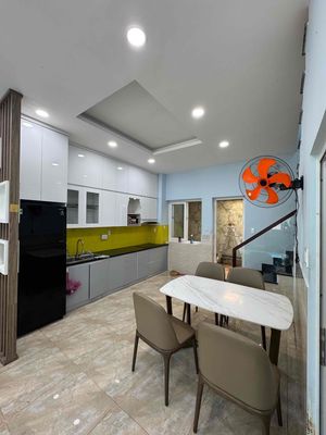 Rent ParkRiveside Street 3 bedroom 4 Bưng Ông Thoàn toilets in District 9