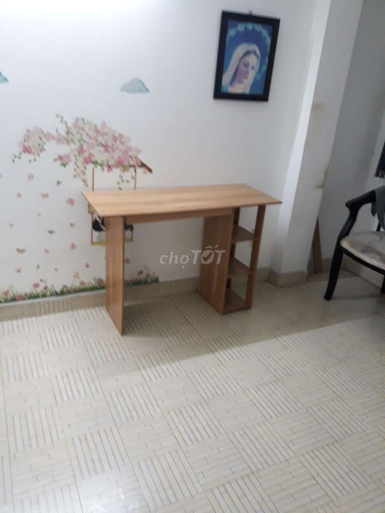 Cheap ash room.