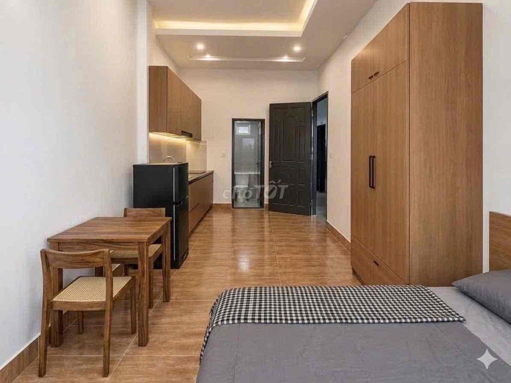 It's the owner who's renting room FIq0 lê đại thành District 11 at 4.8 million Won.
