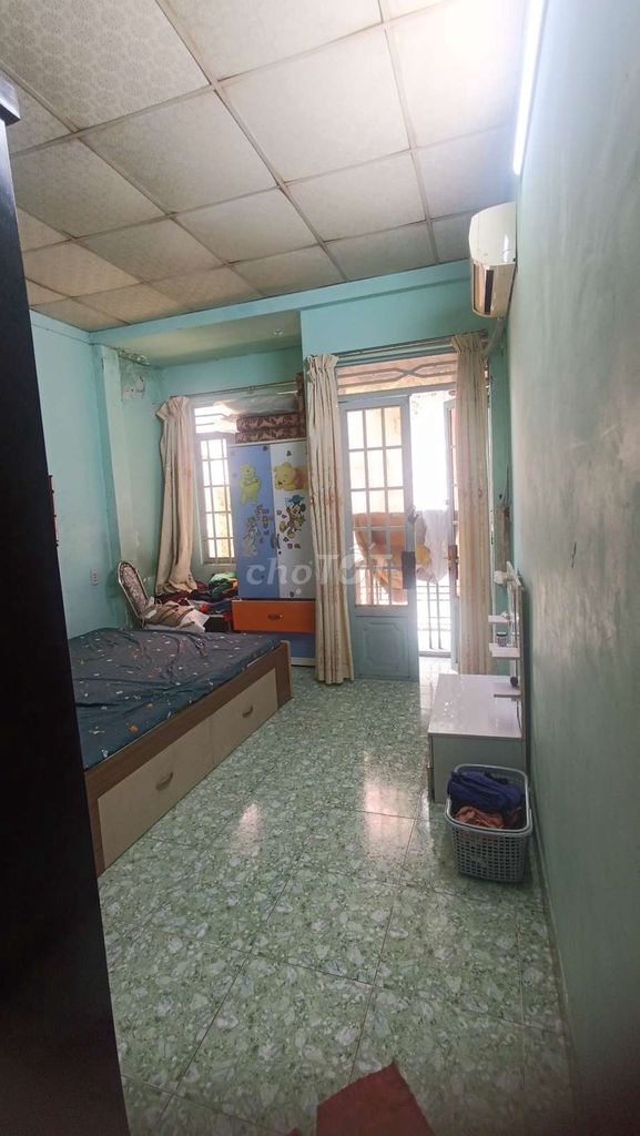 Short-term rental house