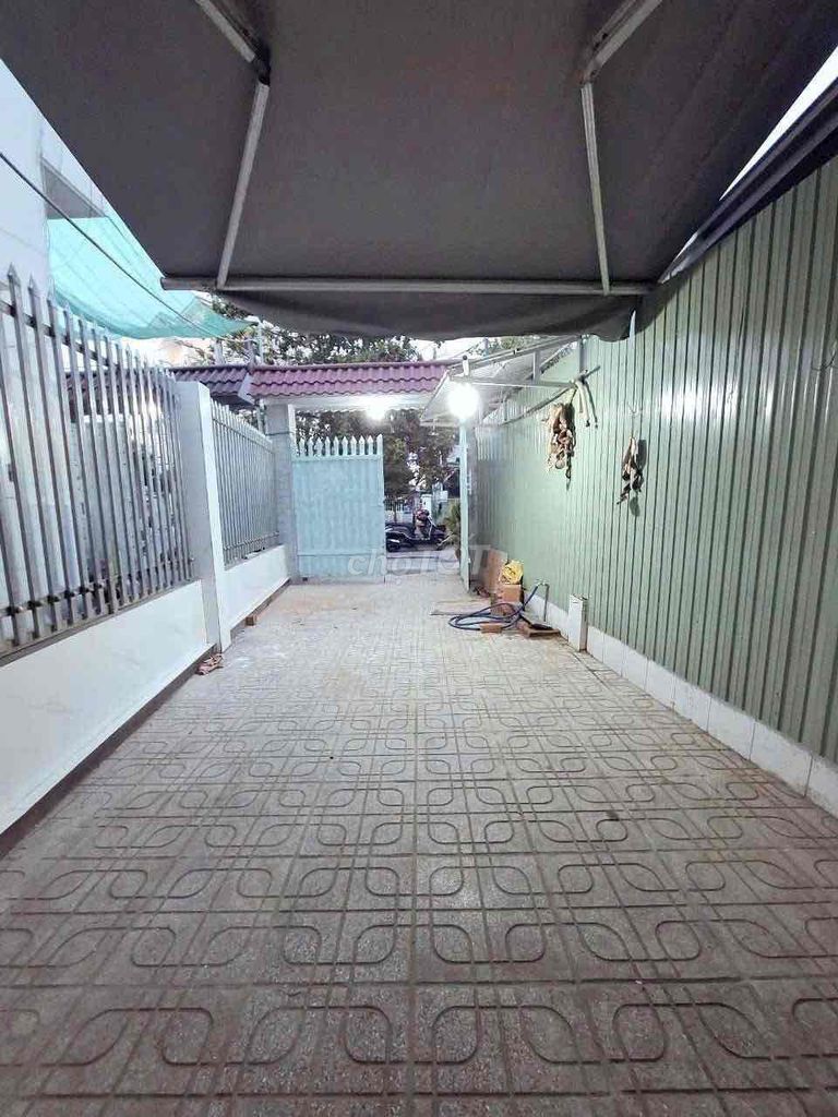 house 7 million 3.5 x 20 M 4 bedrooms
