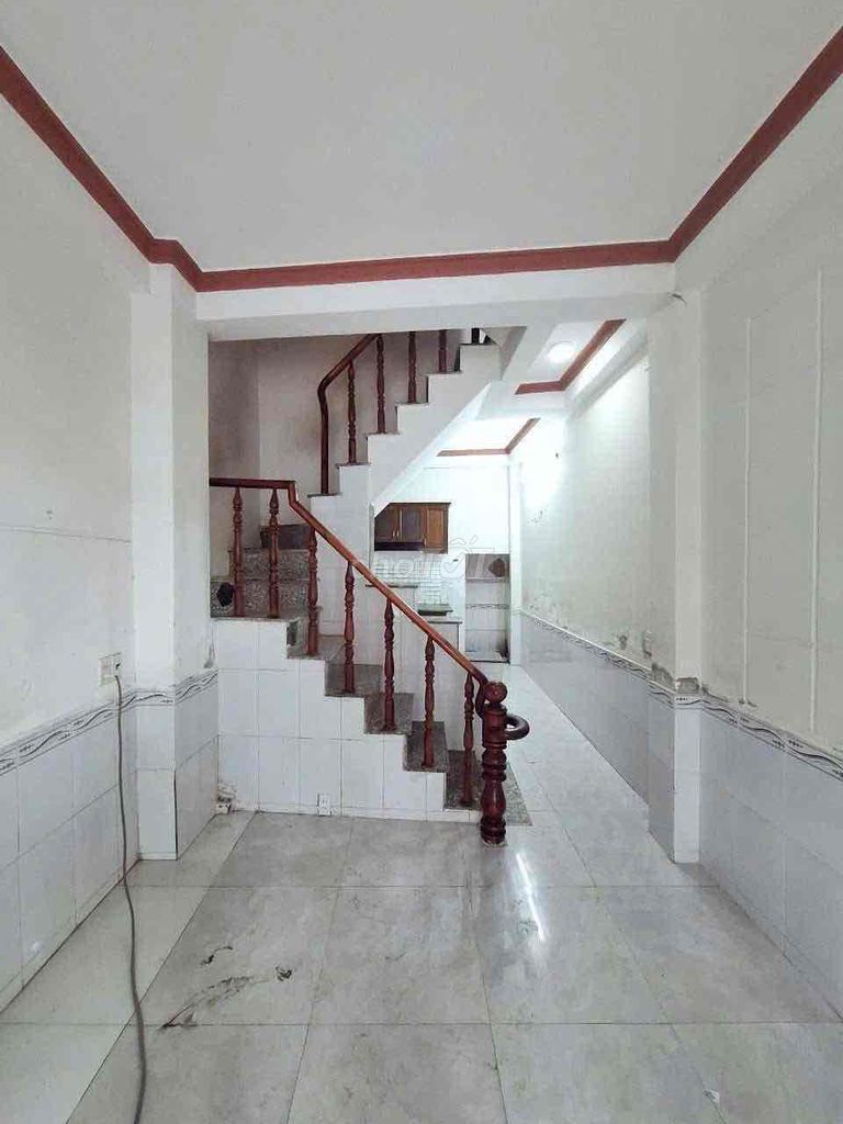 house 7 million 3.5 x 20 M 4 bedrooms