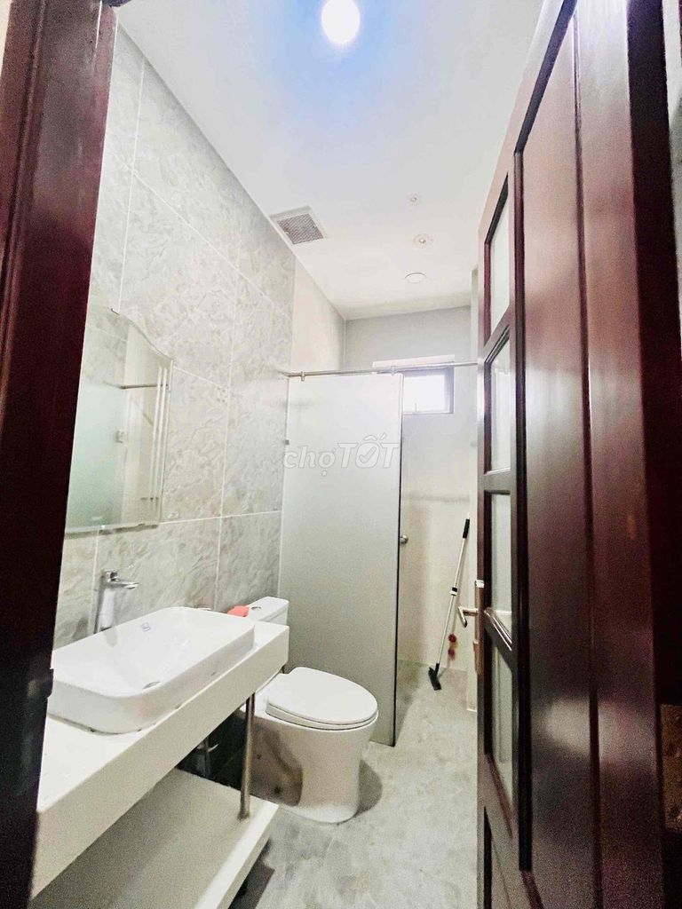 Rent the floor of the senior street - right next to picity Thạnh Xuân (Q.