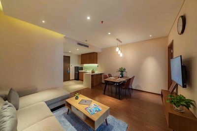 Put together two bedrooms. Phú Nhuận prices reasonable - appropriate student