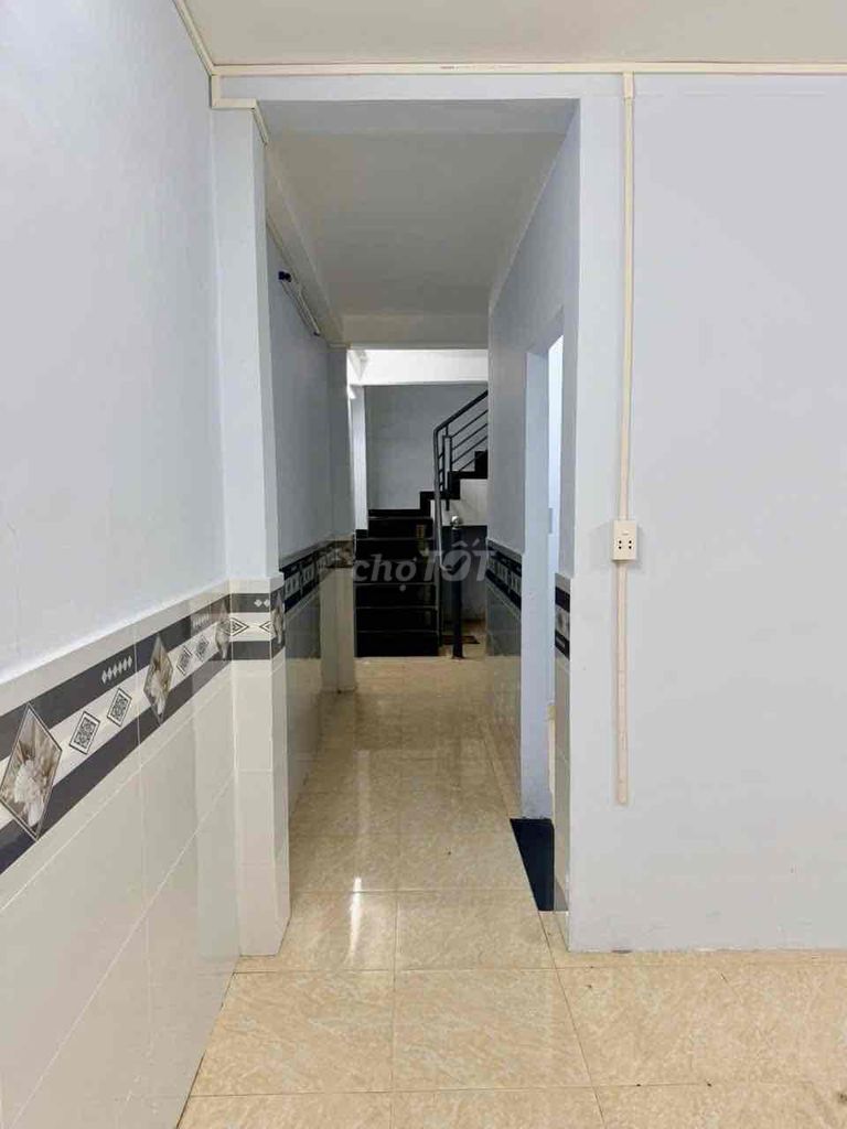 4 x 15 meters 2 floors (6 bedroom 2 toilets) 10 meters down. The New Republic. Bình Tân