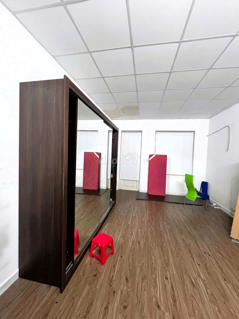 Hiệp Bình Phước root of 150 meters, carway, interior.