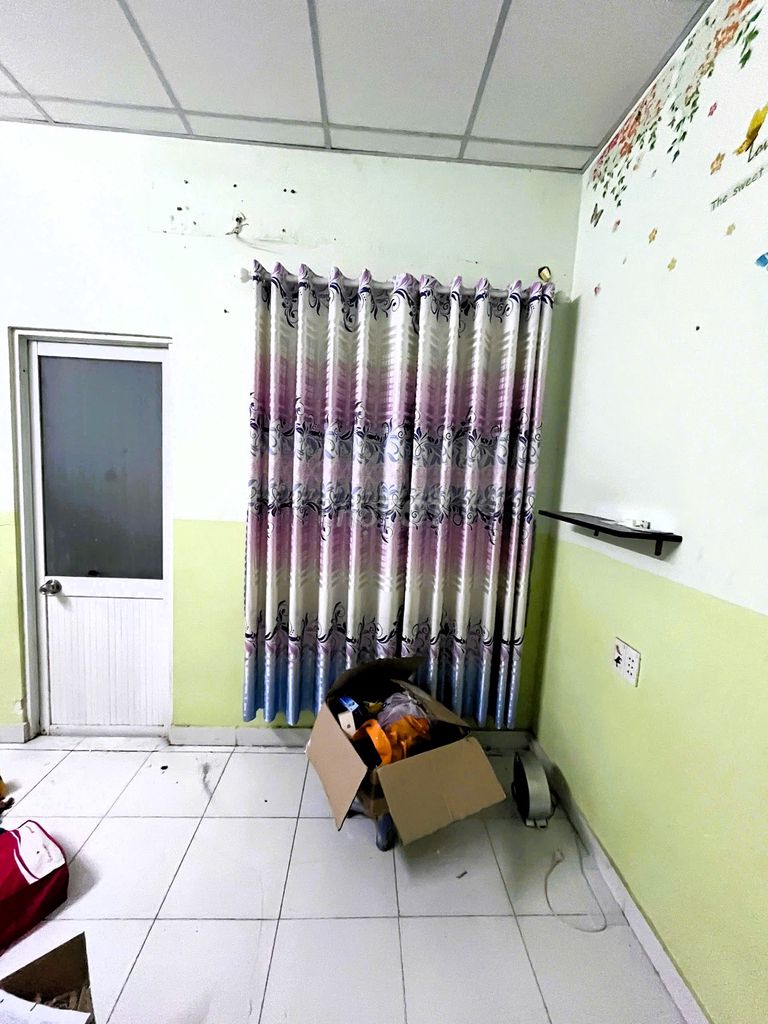Hiệp Bình Phước root of 150 meters, carway, interior.