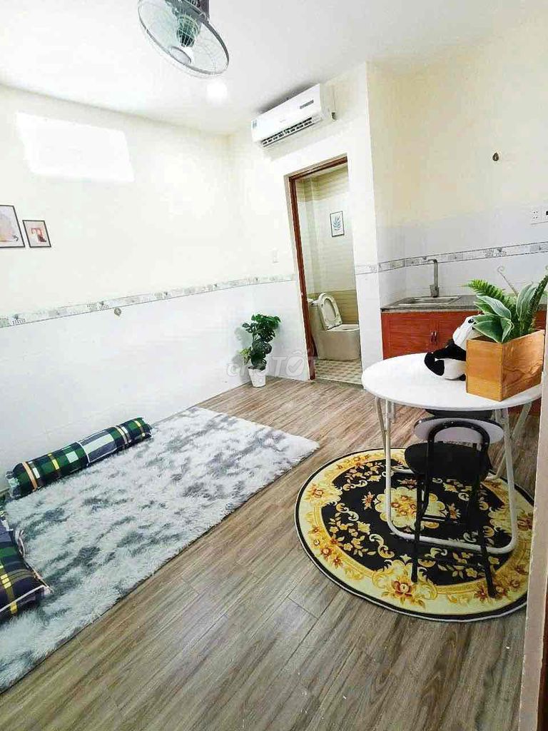 It's the owner who's renting 1 2 Trung Mỹ Tây 32 p.g. interiors that cost 80 million 33 King's toilets.