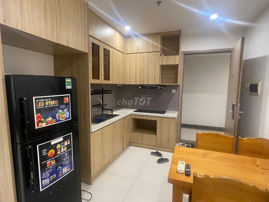 Rent the two bedrooms plus S202 - full wooden furniture