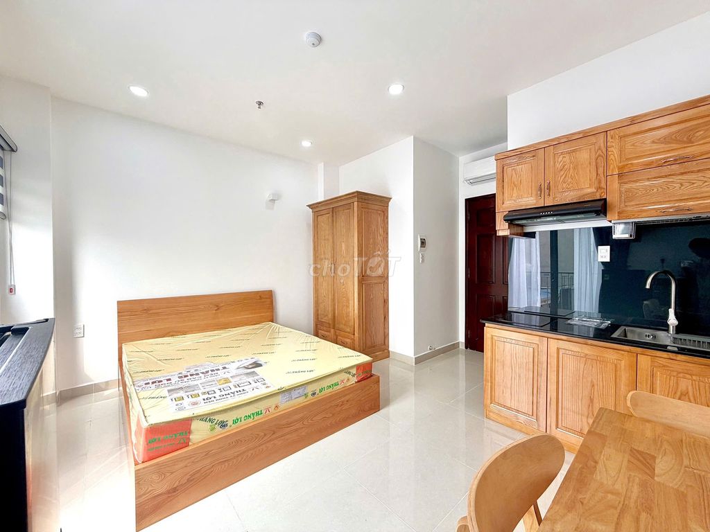 Rent a Studio Full Building - Leontina Apartment T3, Tân Bình