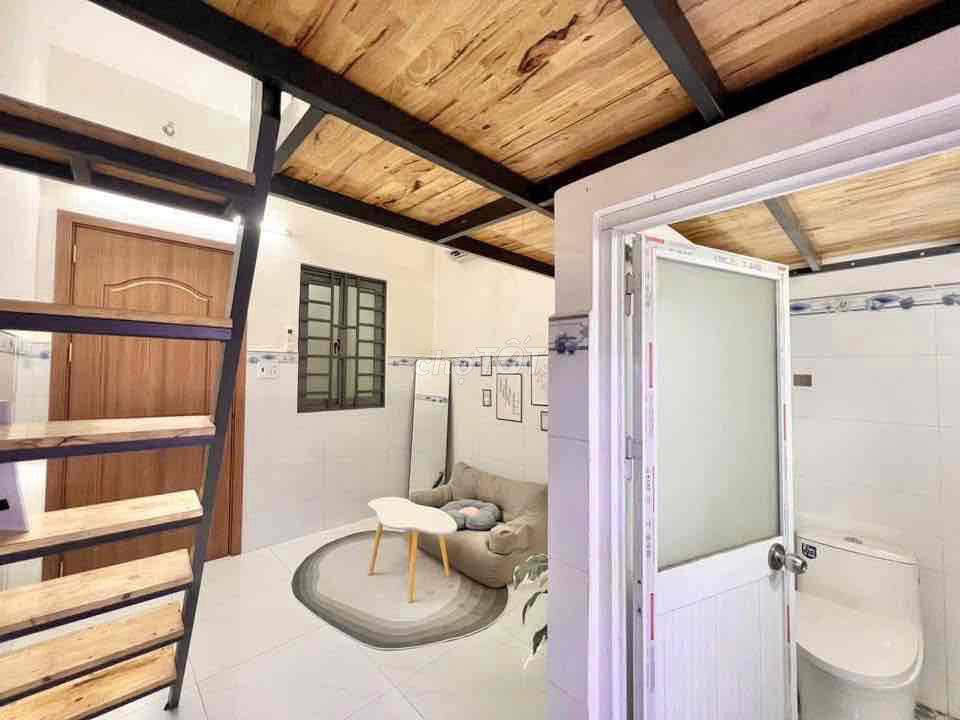 Cheap value of Thoại Ngọc Hầu - Charitable University