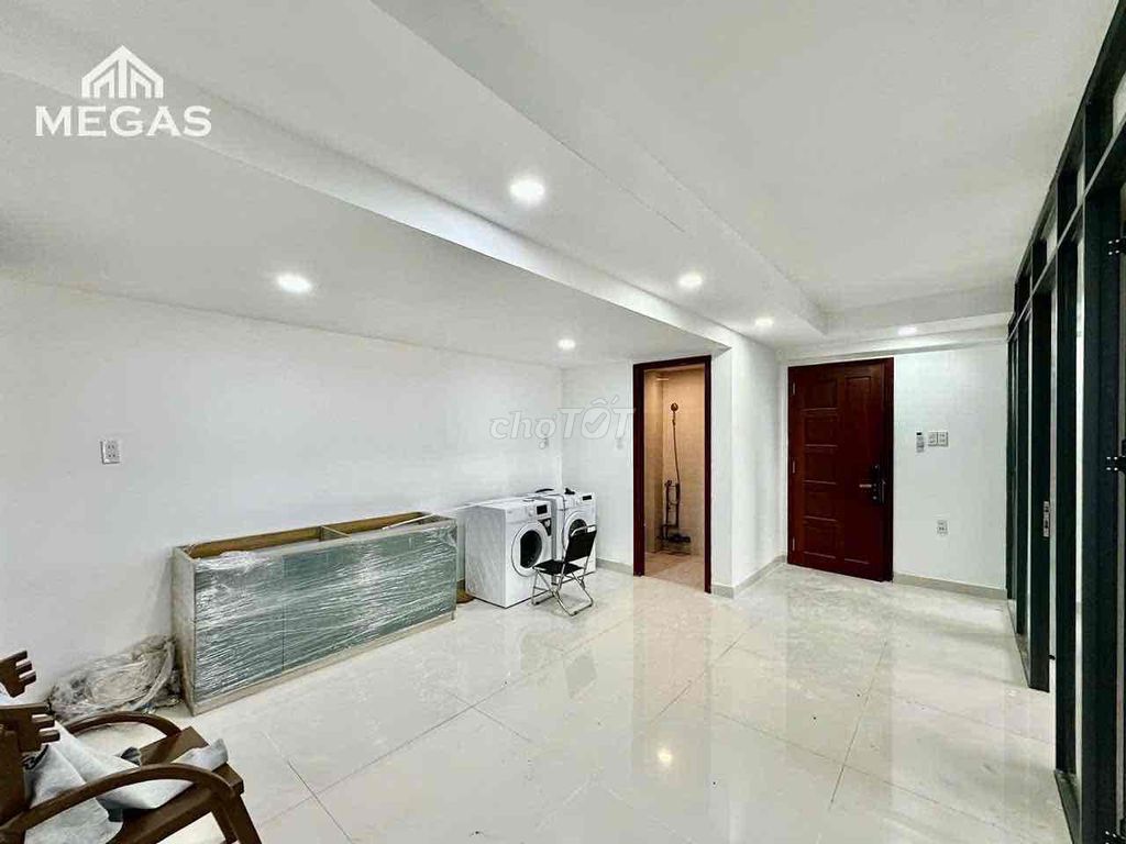 upper apartment