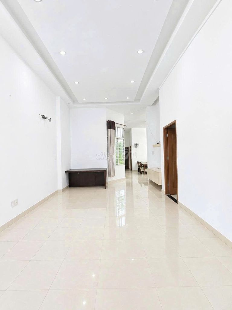 Ground 7 X23 - 4 bedrooms 2 toilets - port, 526 copper violations, near Veramall
