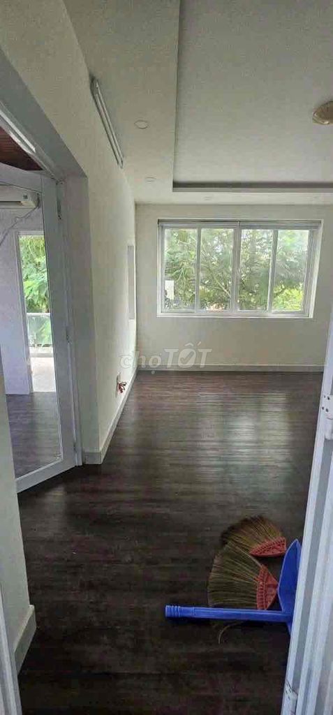 Send Sadeco Phước Kiểng A Special Rent near District 7 for a service apartment.