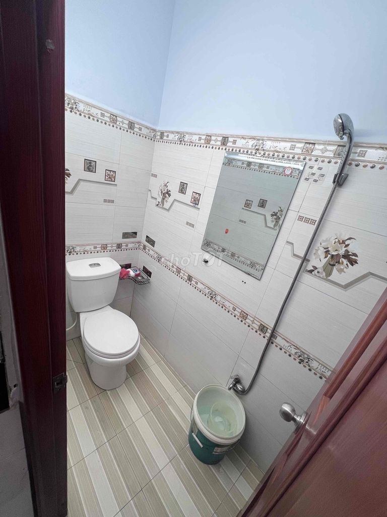 Rent an alley 1041 Chan Chun