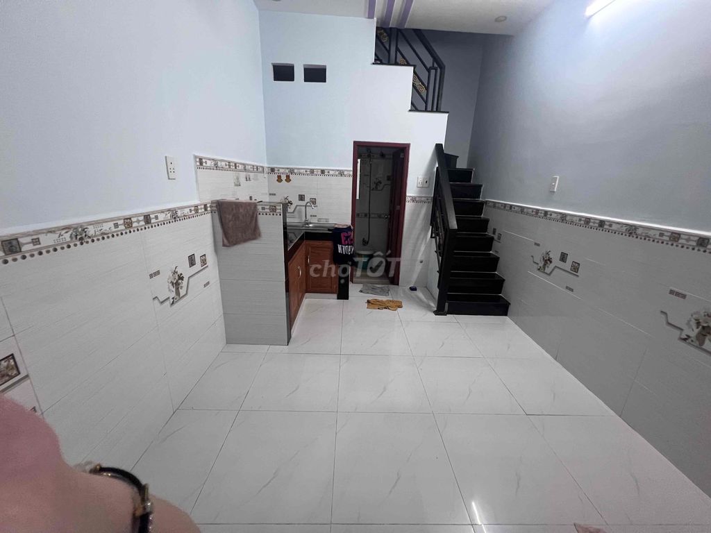Rent an alley 1041 Chan Chun