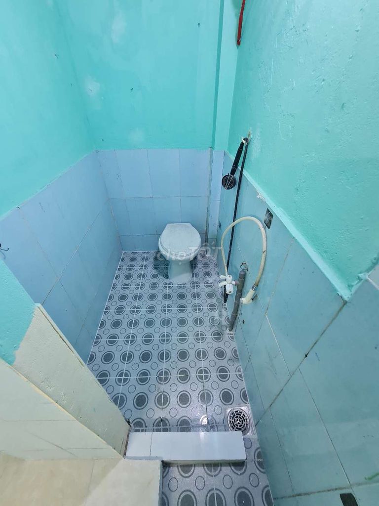 Rent a quiet motel at Trường Thọ.