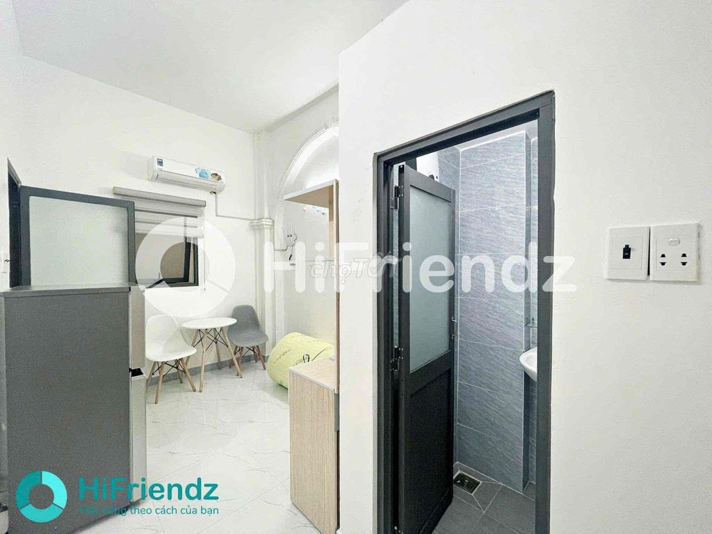 The mini-full interior apartment is at the center of the Fire Arrow near ALS Bình Tân.