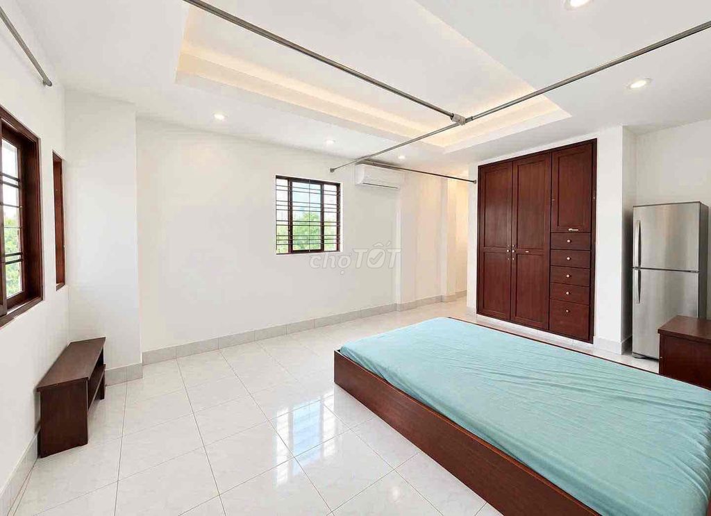 The open sky window studio is Tây Thạnh - aeon Tân Phú