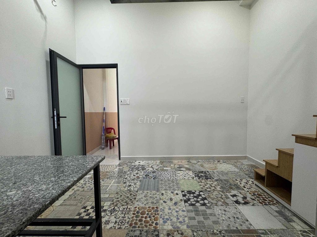 The new house is cheap with the air-cold machine-- the Thoại Ngọc Hầu -- the sale of bic.
