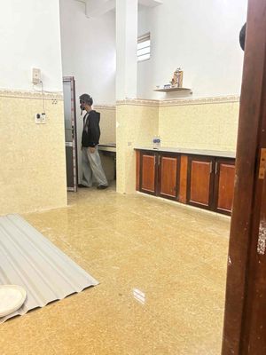Rent two bedrooms. A full-house bathroom on the floor.