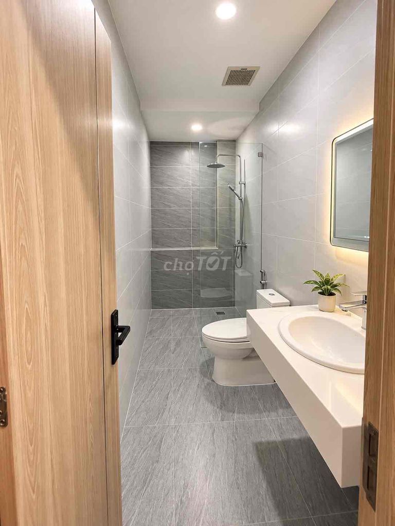 The open kitchen room, the new service apartment building, Lê Quang Định,770 7, bt