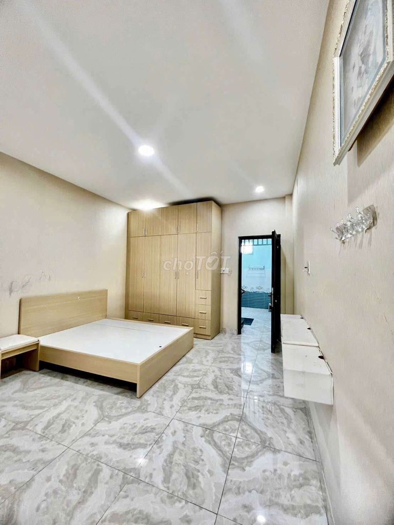Rent Chiến Lược, Bình Tân, 3 bedrooms, interiors.