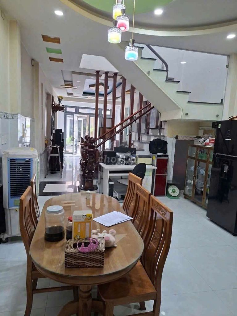 To rent Bình Thành, Bình Tân, 12 million, 2 bedrooms, full interior, 7 M