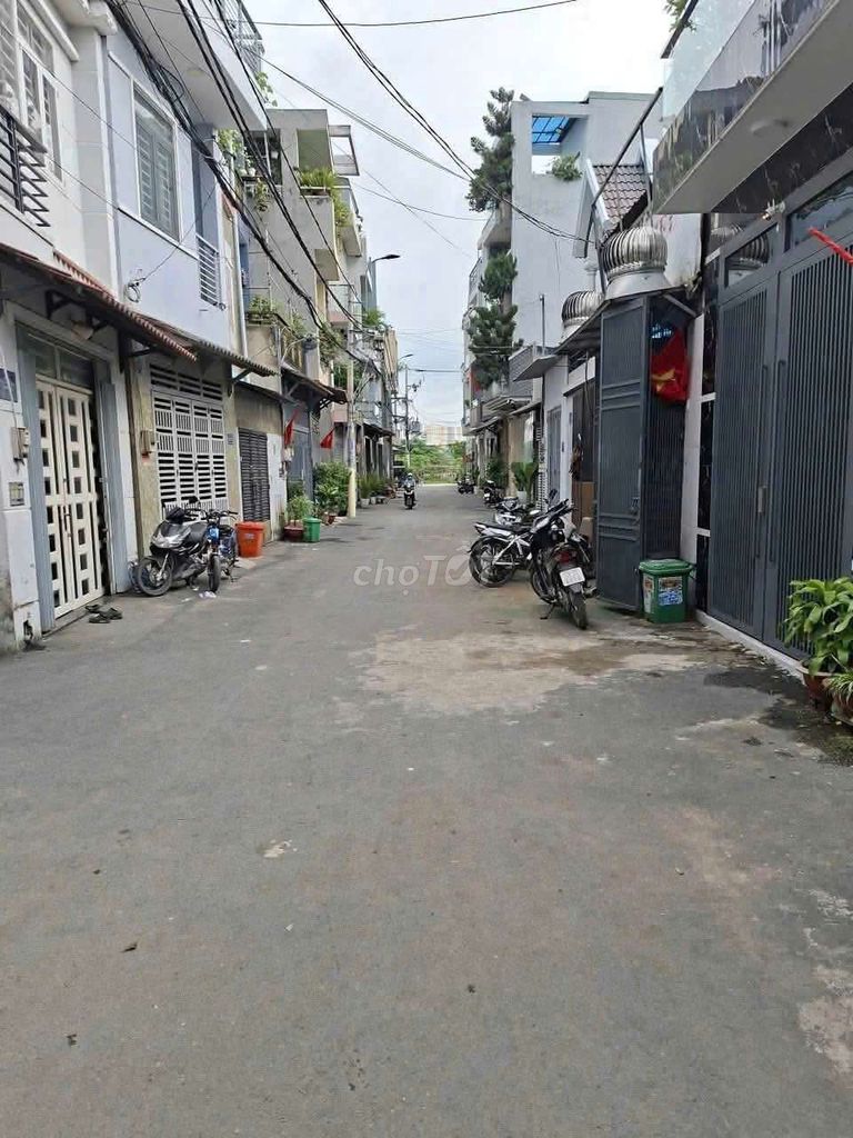 To rent Bình Thành, Bình Tân, 12 million, 2 bedrooms, full interior, 7 M