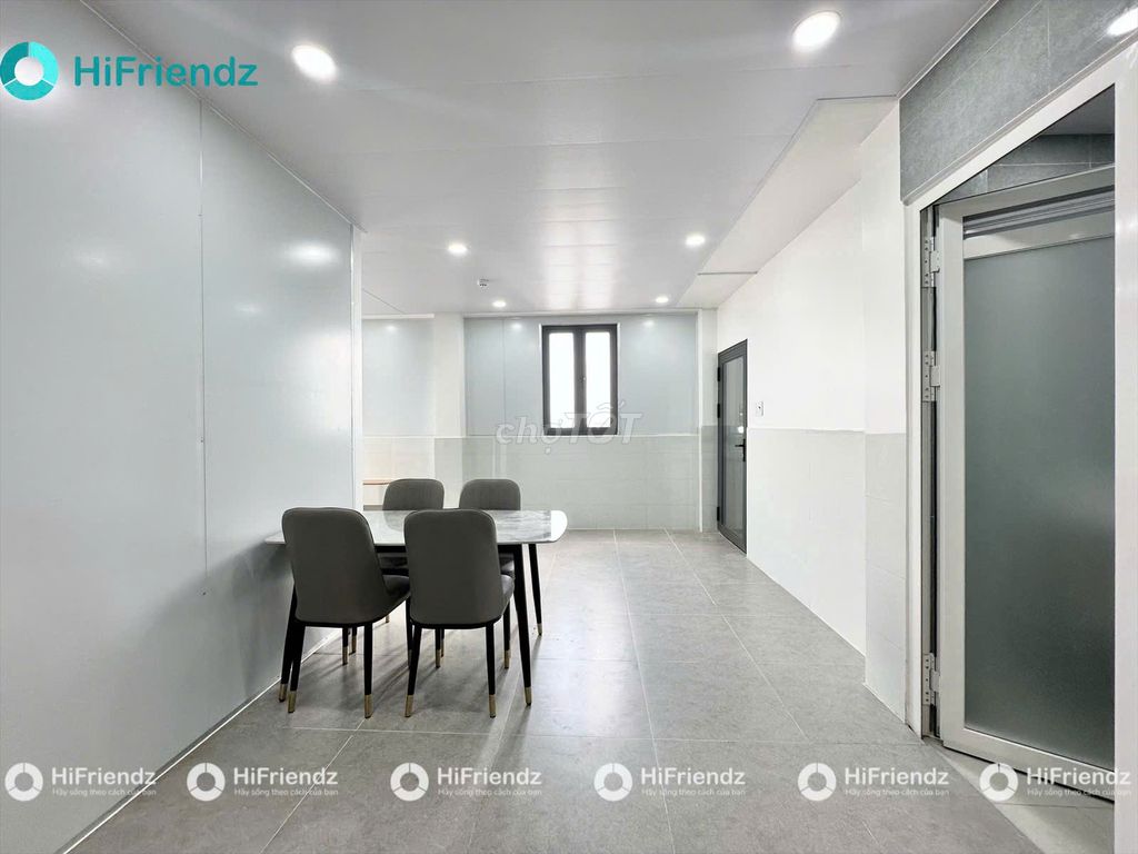 Penhouse one bedroom one room - super wide, open to state level 1