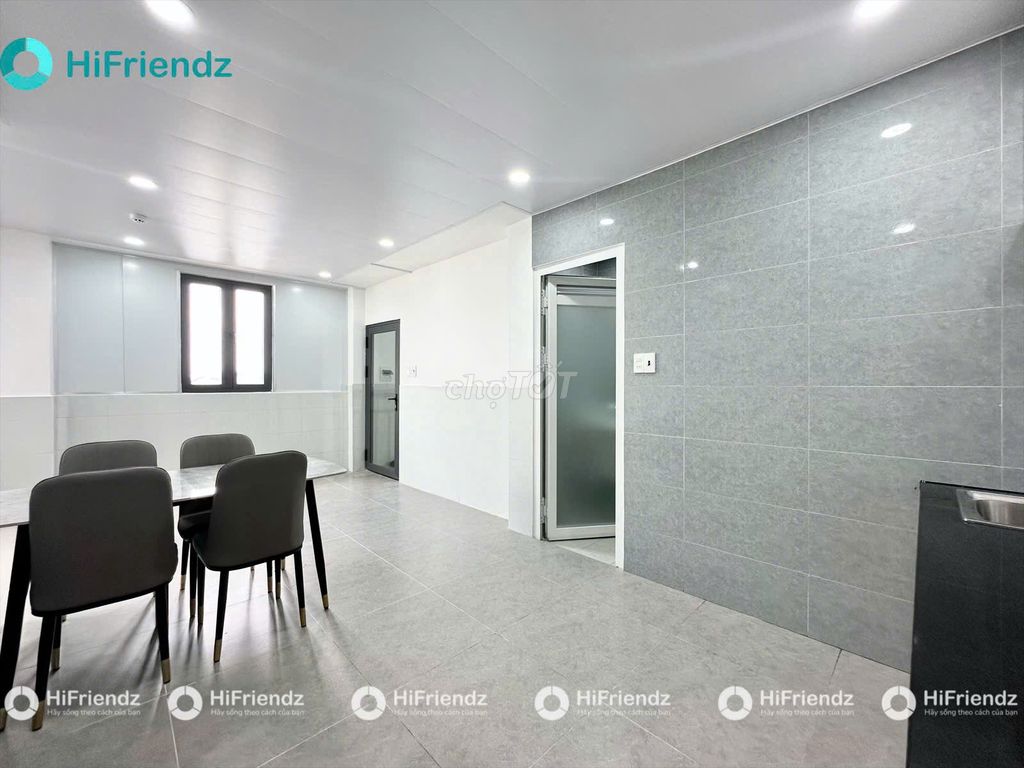 Penhouse one bedroom one room - super wide, open to state level 1