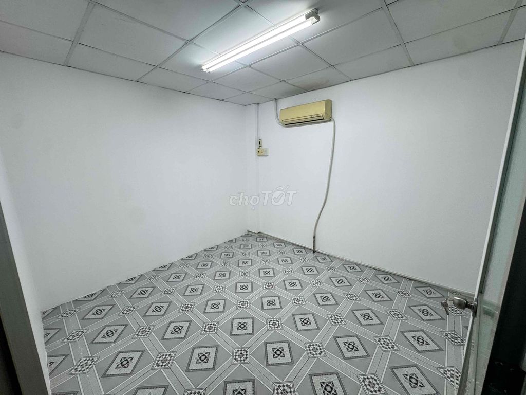 Rent the alley of the car 55/24/ Thành Mỹ, 070 8, Tân Bình District 10 and 11 million.