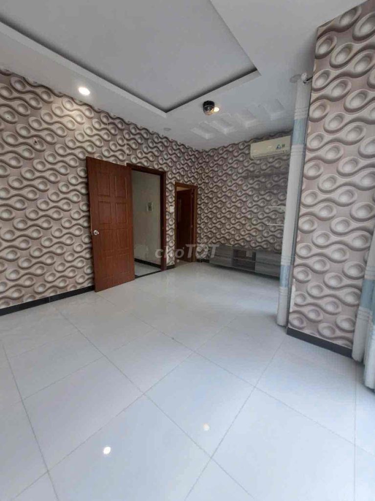 To rent the original house