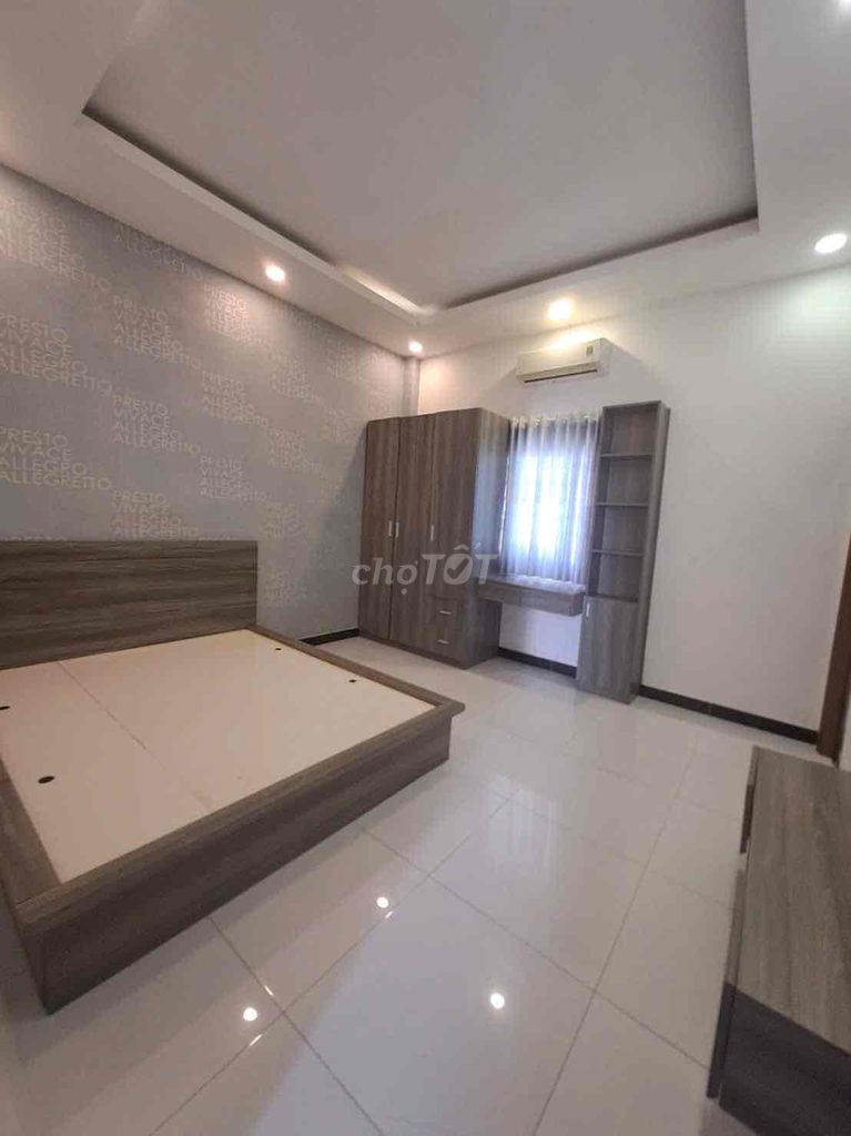To rent the original house