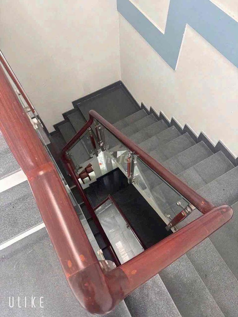 First floor, first floor, P Street. Phước Bình near the United States of spring