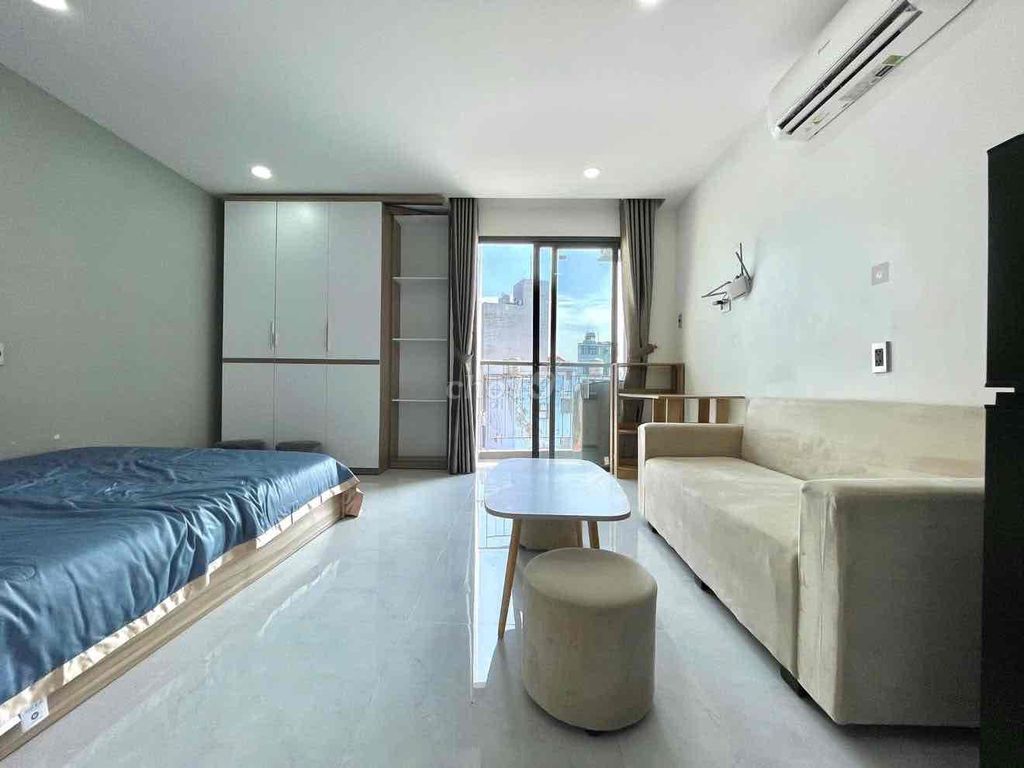 Clear the balcony studio right through the mid-Cvpm Tô Ký district 12