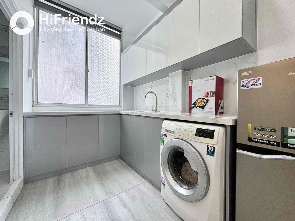 Studio 30 m2 private washing machines near Tân Định Market, by Emperor Sa