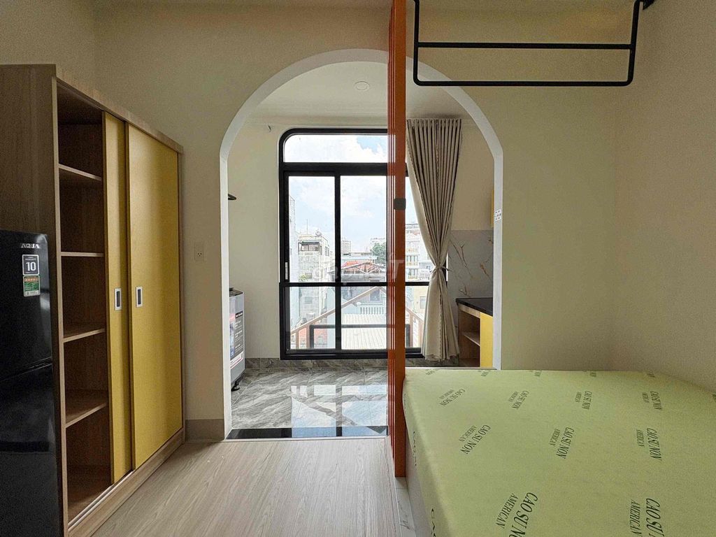 Rent the studio window window system full interior in cmt8 district 3