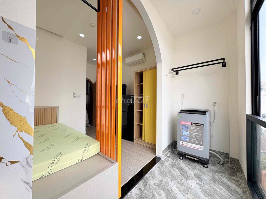 Rent the studio window window system full interior in cmt8 district 3