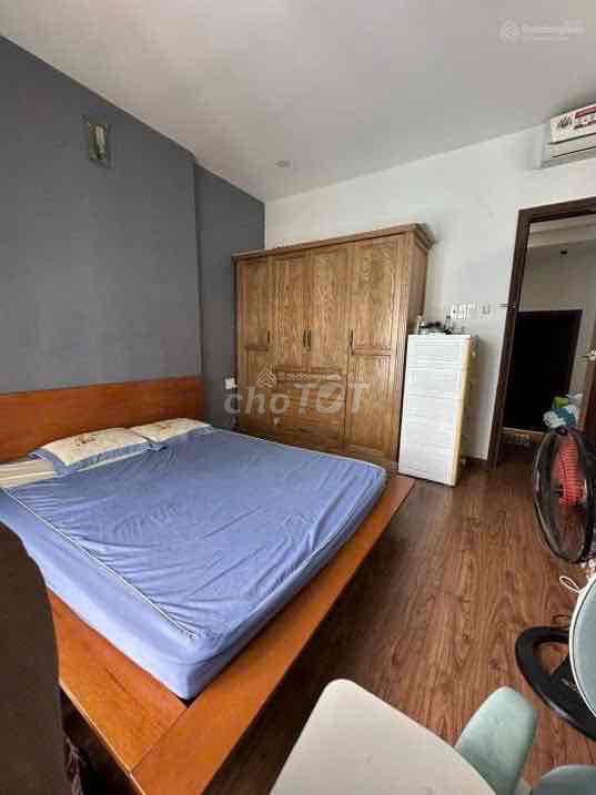 House 2 3rd floor, with P.Q.q0 interior.