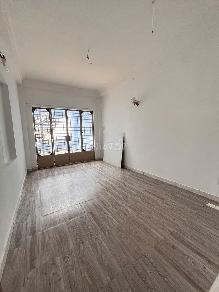 Shock! Only 25 million, one Nguyễn Trọng Tuyển, 30 MM bedroom, four floors free.