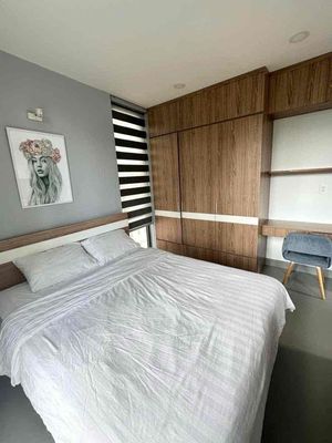 The service apartment for the full-in-the-art kitchen cutout in downtown 7th.