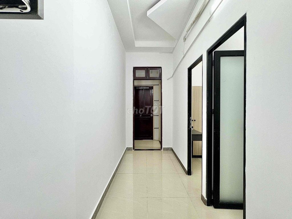 We'll rent two bedrooms. Two air conditionings on Nguyễn Văn Khối Gò Vấp.